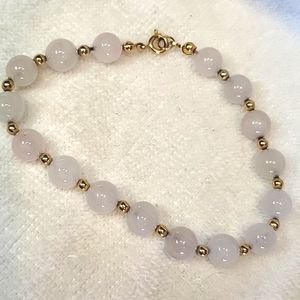 *CLOSING 5/18* Beautiful stone bracelet.